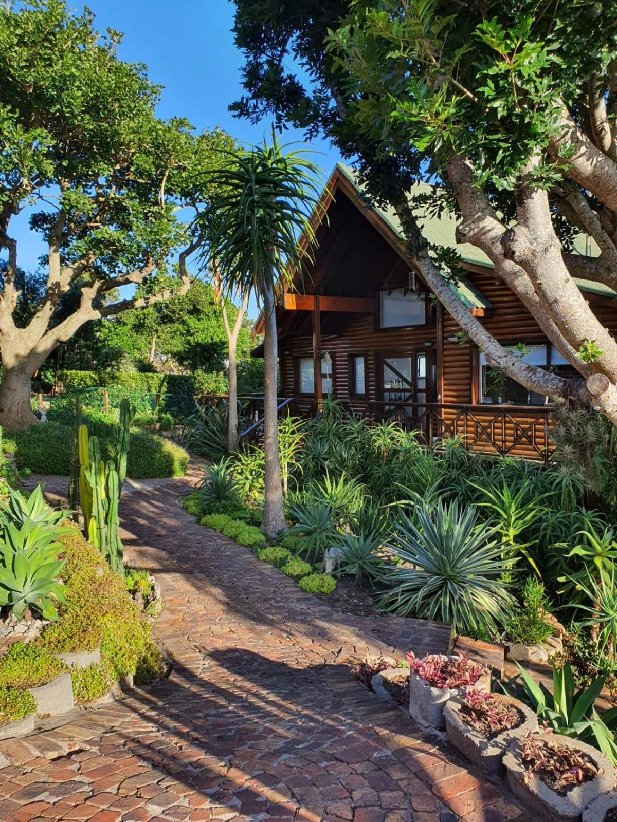 Peaceful Guest Suite With Balcony Views And Garden Setting Brenton-on-Sea Exterior foto