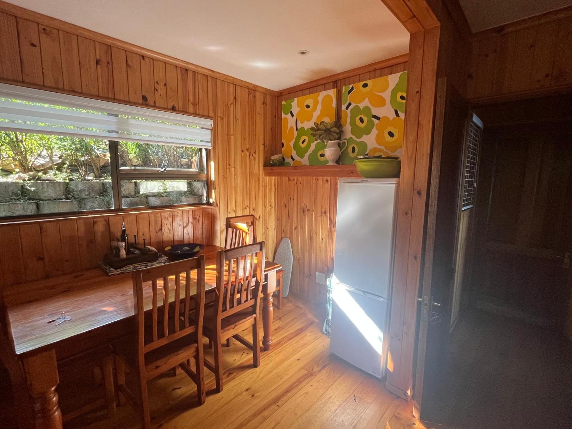 Peaceful Guest Suite With Balcony Views And Garden Setting Brenton-on-Sea Exterior foto