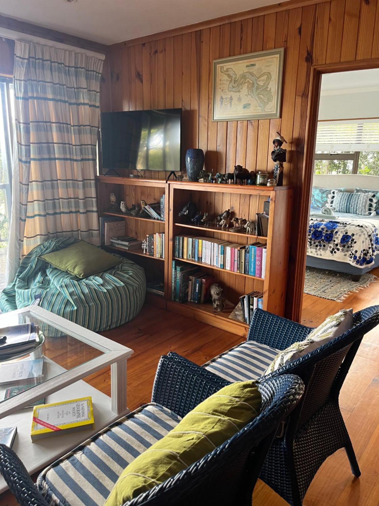 Peaceful Guest Suite With Balcony Views And Garden Setting Brenton-on-Sea Exterior foto