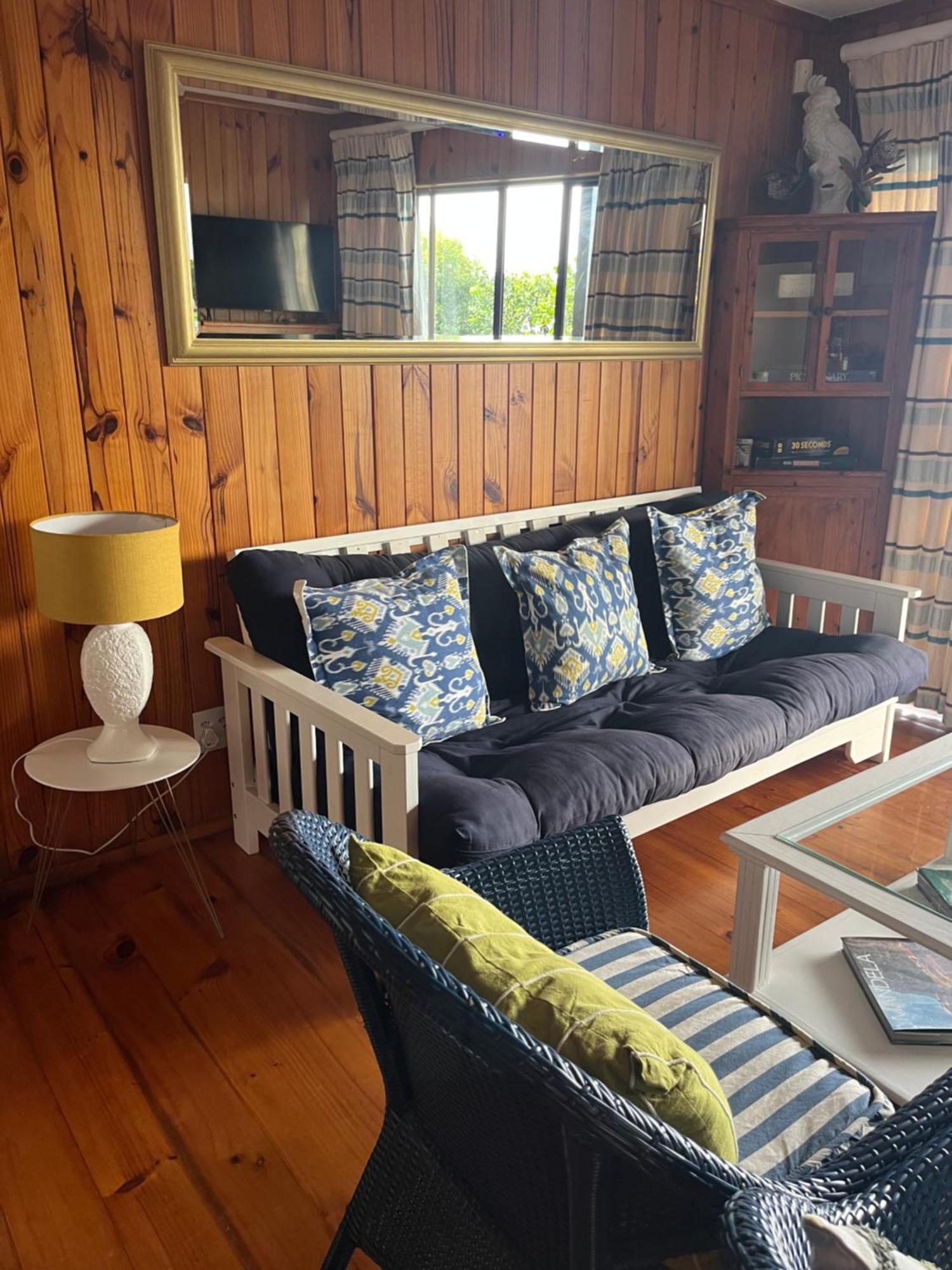 Peaceful Guest Suite With Balcony Views And Garden Setting Brenton-on-Sea Exterior foto