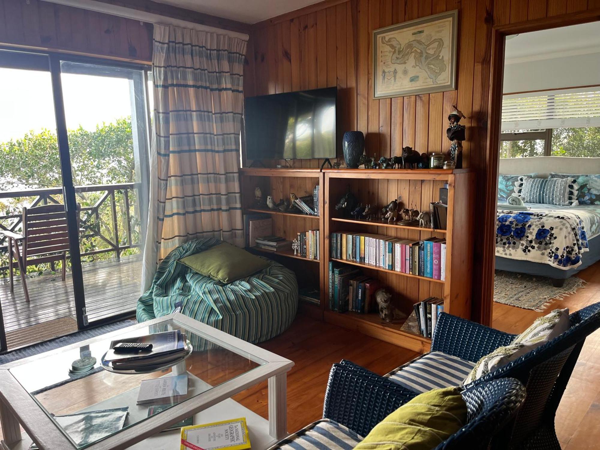 Peaceful Guest Suite With Balcony Views And Garden Setting Brenton-on-Sea Exterior foto