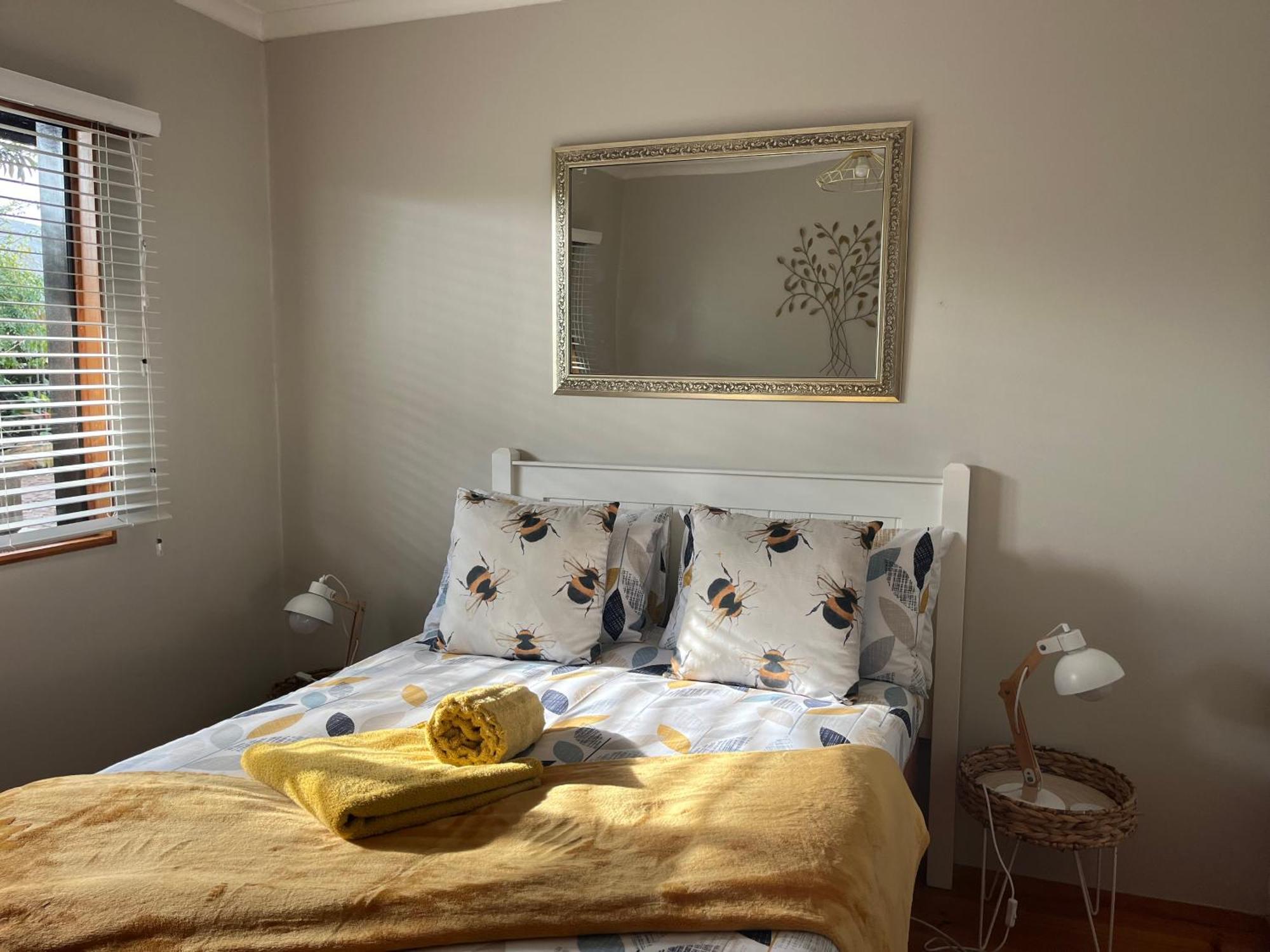 Peaceful Guest Suite With Balcony Views And Garden Setting Brenton-on-Sea Exterior foto