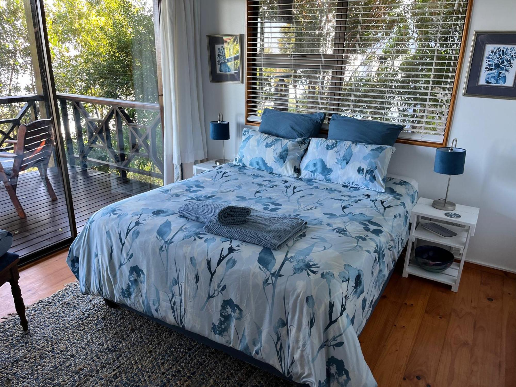 Peaceful Guest Suite With Balcony Views And Garden Setting Brenton-on-Sea Exterior foto